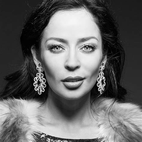 Data is shown for efficiency, transient operation, and limits on operating conditions. Valeriya - 00878 | Mooi Echt!