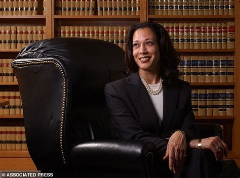 Now Kamala Harris Record As A Prosecutor Is In The Spotlight Daily