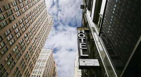Doxie Hotel Formerly Manhattan Broadway Hotel 273 West 38th Street