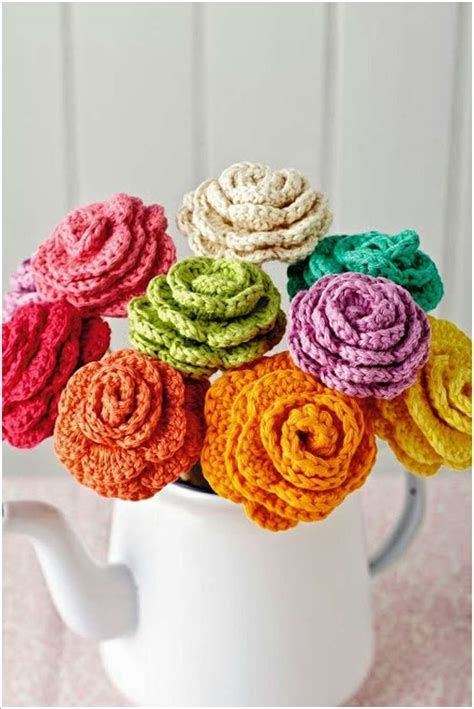 15 Lovely Ideas To Decorate With Crochet Flowers