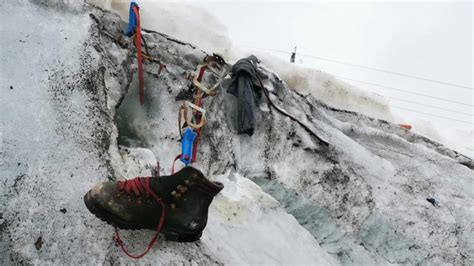 ذوبان الجليد يكشف عن بقايا متسلق مفقود منذ 37 عامًا Cnn Arabic
