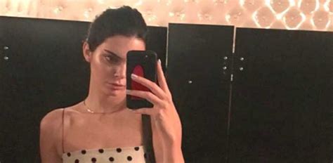 Kendall Jenner Shuts Down Pregnancy Rumors