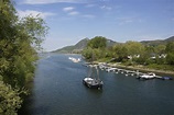 Bad Honnef am Rhein Blick von der Brücke zur Insel Grafenwerth auf das ...