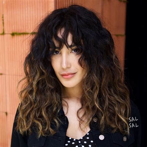 50 Natural Curly Hairstyles And Curly Hair Ideas To Try In 2020 Hair Adviser Curly Hair Fringe