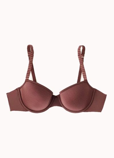 Tips For Bra Shopping When You Have Big Boobs Glamour
