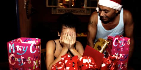 Xmas gifts for girlfriends parents. Last-Minute Christmas Gifts: Ideas For Boyfriends ...