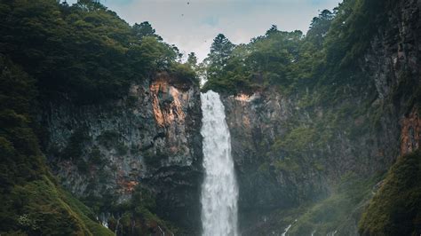 Download Wallpaper 3840x2160 Landscape Waterfall Cliff Trees 4k Uhd