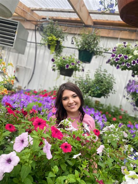 Crestline Woman Fulfills Flower Shop Dream Crawford County Now