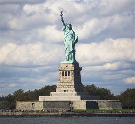 10 Famous Landmarks And Their Interesting History American Landmarks