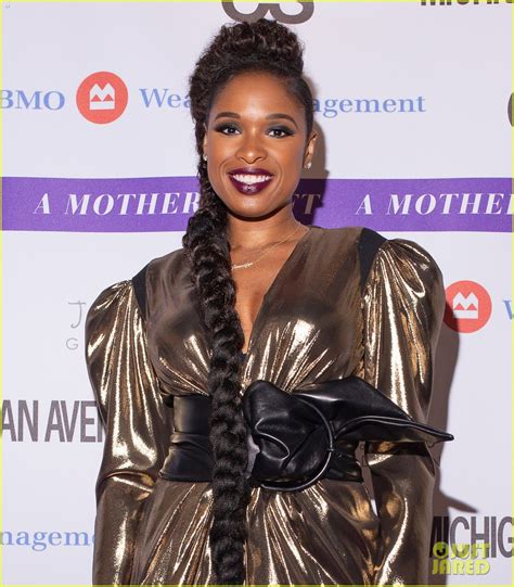 Jennifer Hudson Performs A Concert To Honor A Mothers T Photo