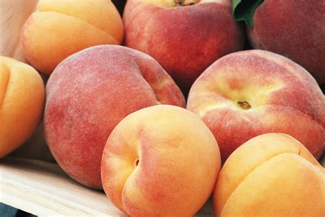 Guide To Buying Storing And Cooking With Peaches