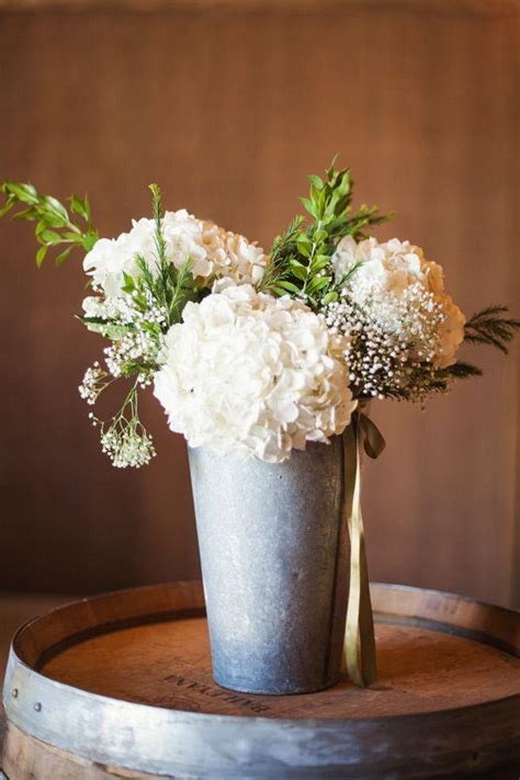 7 Tips For Creating Diy Wedding Flowers On A Budget 2151898 Weddbook
