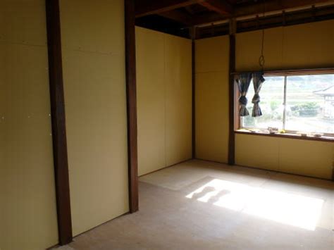 See more of 田舎暮らし関西・古民家リフォーム物件 「ふるさと企画」 on facebook. DIYリフォーム 古い家の壁を新しくする（下地作り）