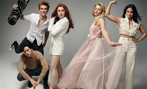 Camila Mendes Cole Sprouse Lili Reinhart Madelaine Petsch Hd