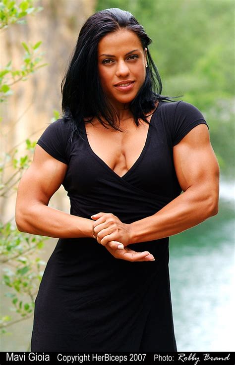 The Top 3 Sexiest Female Bodybuilders Of All Time