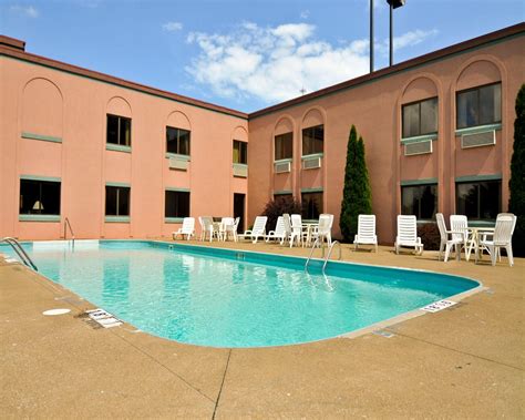 Best Budget Inn Sandusky Prices And Hotel Reviews Ohio