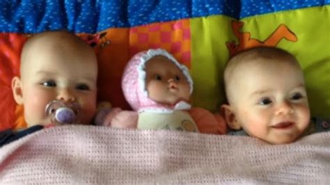 World Record For Twin Sisters Who Were Born 87 Days Apart Itv News