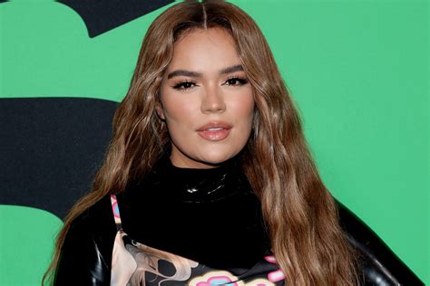 Nueva letra de karol g. Karol G apologizes for using her black-and-white dog to promote Black Lives Matter tweet | EW.com