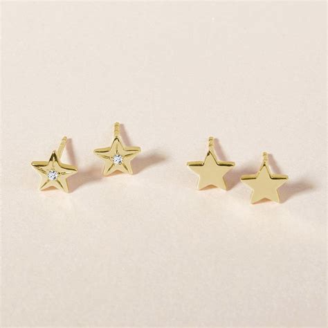 Star Shaped Earrings In Gold Klenota