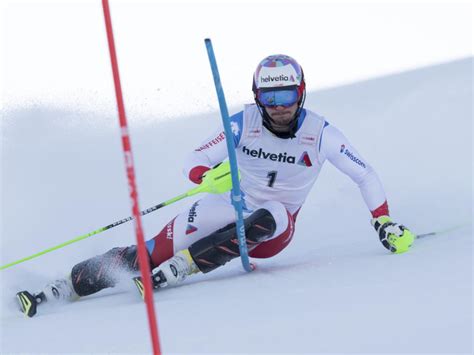 Luca aerni is an alpine skier who has competed for switzerland. Luca Aerni auch Slalom-Meister | Ski alpin | Bote der ...