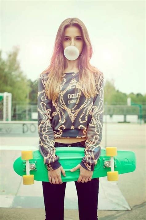 look skater skater girl style skater girl outfits skater girl photoshoot skateboard girl