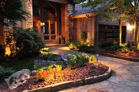 16 Impressive Ideas To Illuminate The Walkways In Your Yard Front