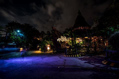 Opening at universal's islands of adventure theme park, jurassic world velocicoaster will be the world's first coaster based on the blockbuster now this could all be solved this is a hint that the park may be planning on updating their jurassic park river adventure ride into a jurassic world. Jurassic Park River Adventure at Universal's Islands of ...