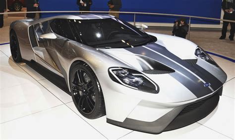 2017 Ford Gt In Liquid Silver