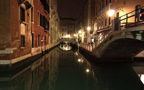 Free Download 3866 Kbytes Interesting Night Venice Italy Pix 1920x1200