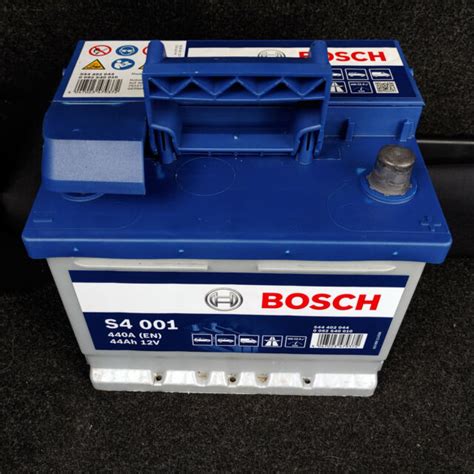 Bosch S4 001 12v 44ah Car Battery 0 092 S40 010 For Sale Online Ebay