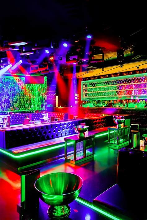 16 Unique Late Night Spots Around The World To Check Out Nightclub Design Club Lighting Club