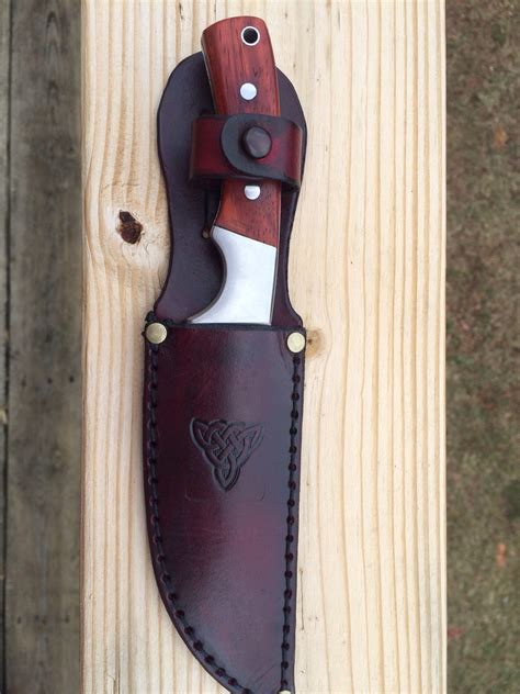 Buy Hand Made Custom Knife Sheaths Made To Order From Saxon Leather