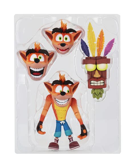 Discontinued Crash Bandicoot 7″ Scale Action Figure Ultra Deluxe