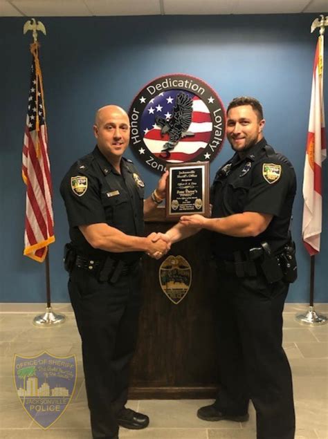 Jacksonville Police Officer Awarded For Devising Plan To Curtail