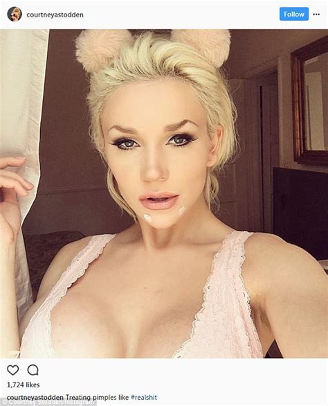Courtney Stodden Goes Makeup Free In Saucy Instagram Daily Mail Online