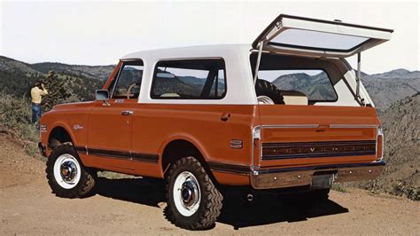 The Chevrolet Blazer K5 Is The Vintage Truck You Need To Buy Right Now