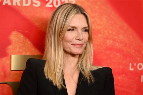 Michelle Pfeiffer Embracing Authenticity In The Age Of Social Media