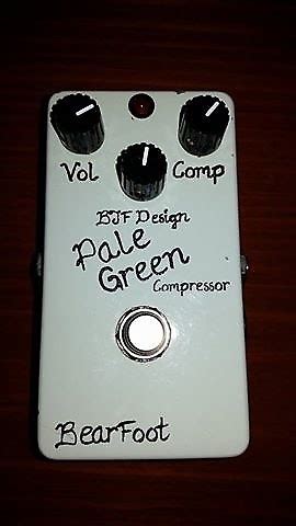 Bearfoot Fx Pale Green Compressor Reverb