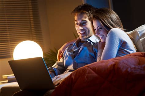 7 Ways Couples Successfully Live Together Living Together Couples