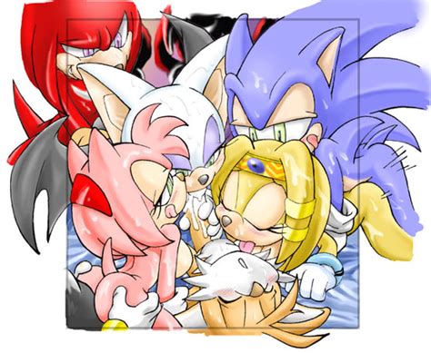 Erosuke Amy Rose Knuckles The Echidna Miles Prower Rouge The Bat
