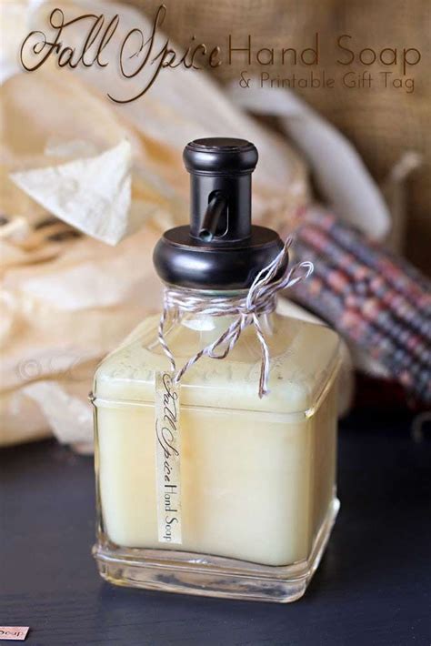 17 Clever Ways That Will Make Your Home Smell Like Fall Diy Hand Soap