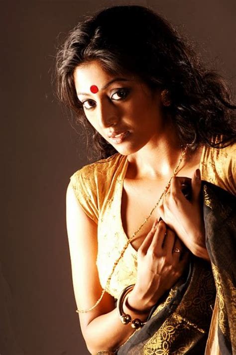 Paoli Dam Another Bengali Beauty To Enter Bollywood Greatfunclub