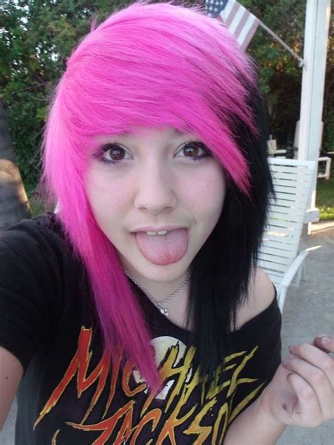Scenesfrom Uk Emo Lovers2 Photo Pink And Black Hair Alternative