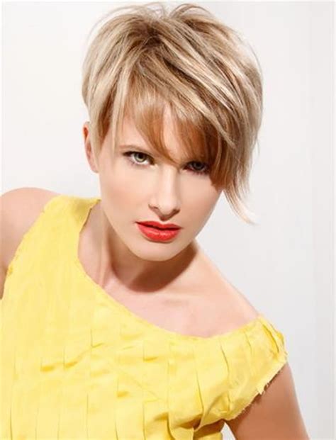 To take a cut like this and make it super modern (not your '90s bob!) wear it super sleek. 26 Long-Short Bob Haircuts for Fine Hair 2017-2018 ...