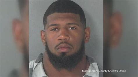 Video 2 Nfl Players Arrested On Unrelated Charges Abc News