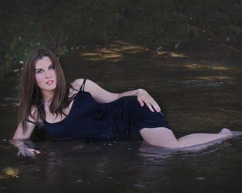 Jennifer Brennan In Bikini