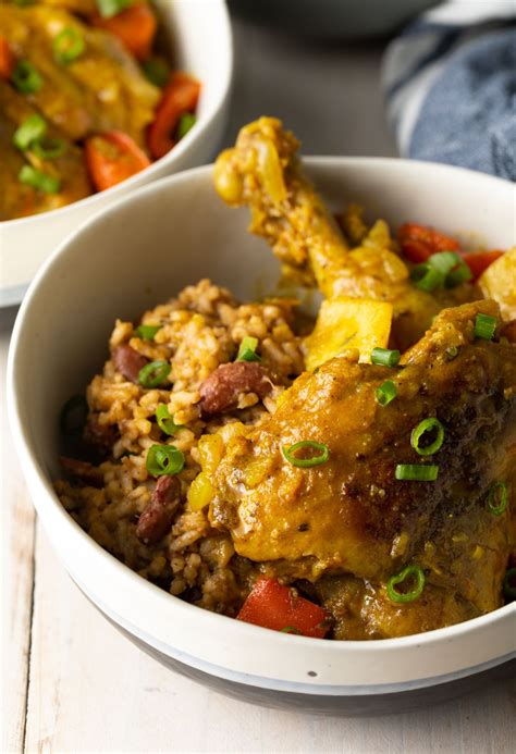 jamaican curry chicken recipe video a spicy perspective in 2021 jamaican curry curry
