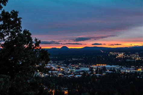 17 Badass Things To Do In Oregon Portland And Bend