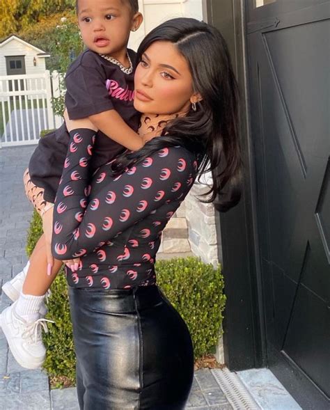Kylie Jenner Gave Birth To Stormi 45 Minutes After Being Induced