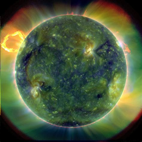 The Large Picture Blog Nasas Solar Dynamics Observatory